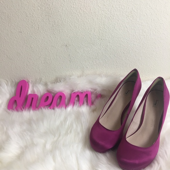 Pink Platform Pumps - Picture 3 of 5